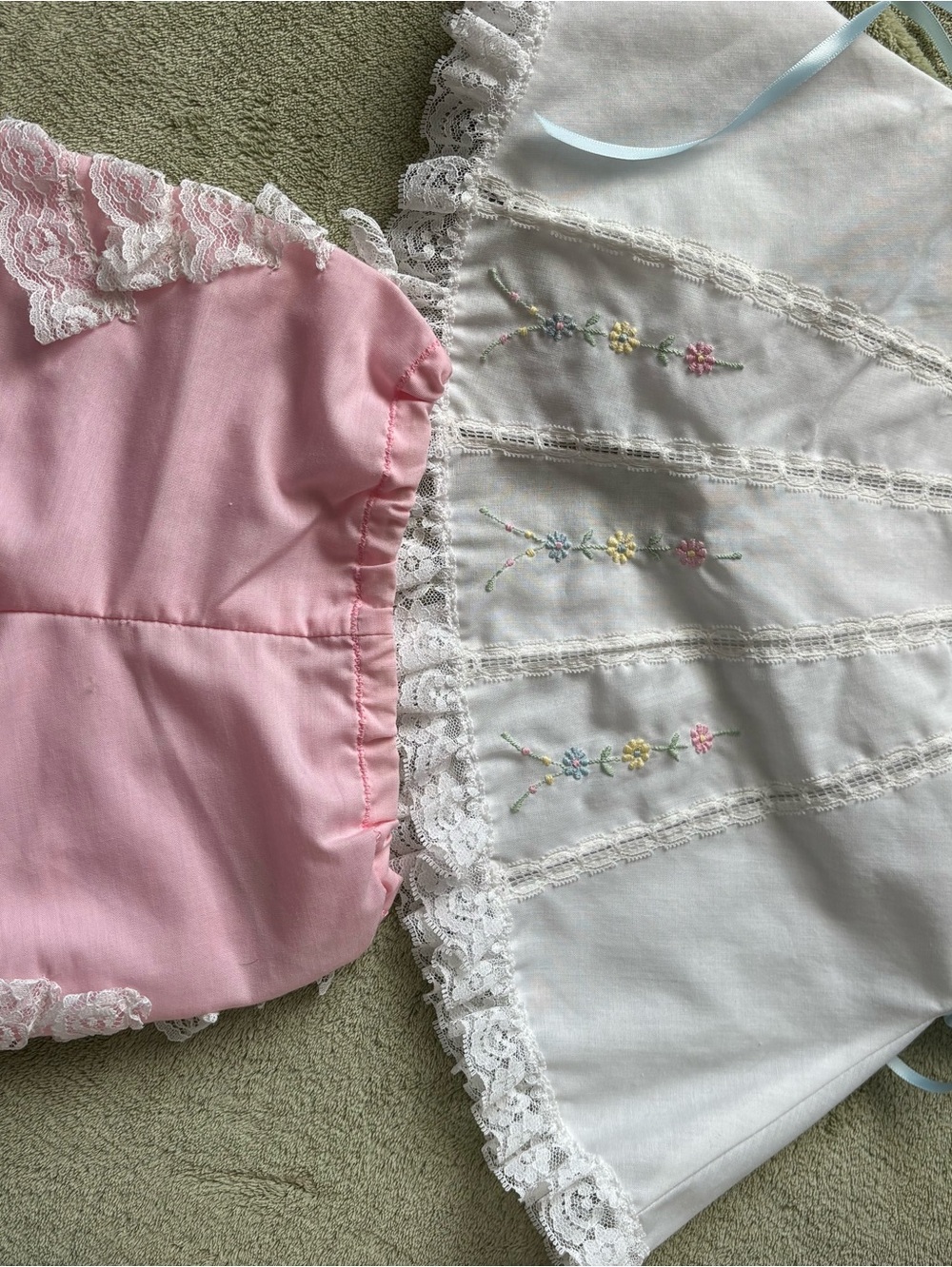 Vintage baby Girls Pink and White Lace Trim Dress - Classic Floral Embroidery